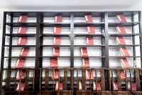 百年滄桑書卷氣，盡在臨漪碧水中