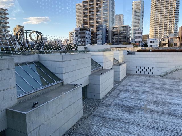 東京・江東区。収蔵作品は約5,500点『東京都現代美術館（MOT）』