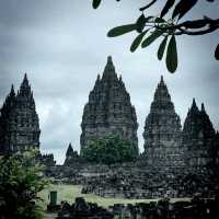 ปรัมมานัน เที่ยวชมวัดฮินดูที่ใหญ่ที่สุดในโลก