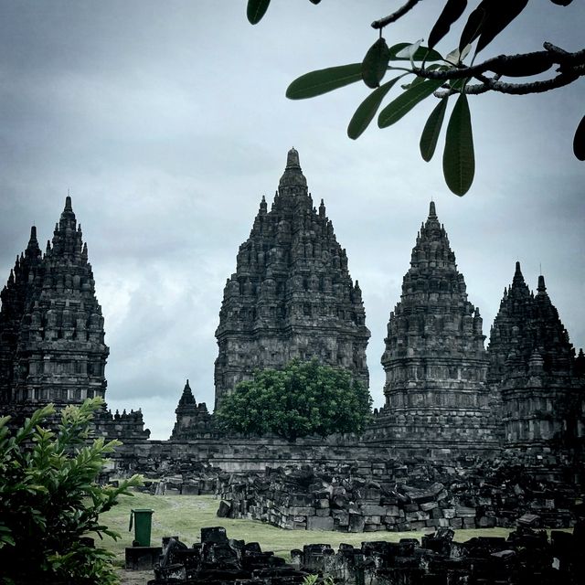ปรัมมานัน เที่ยวชมวัดฮินดูที่ใหญ่ที่สุดในโลก
