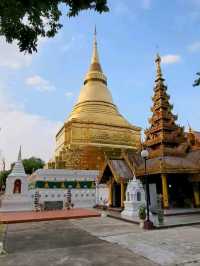 วัดพระแก้วดอนเต้าสุชาดาราม  ลำปาง