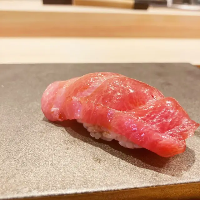 【大阪北新地】カジュアルに食べれる高級鮨