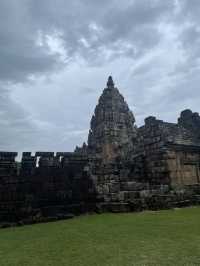 ปราสาทหินพนมรุ้ง🏰