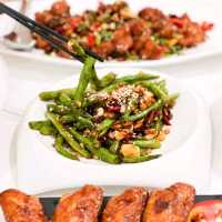 สาขาใหม่ล่าสุด Spicy Cat ล่าเมียว La Meow
