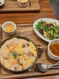 パン食べ放題&◯するとお得！