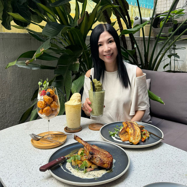 銅鑼灣抵食樓上cafe 