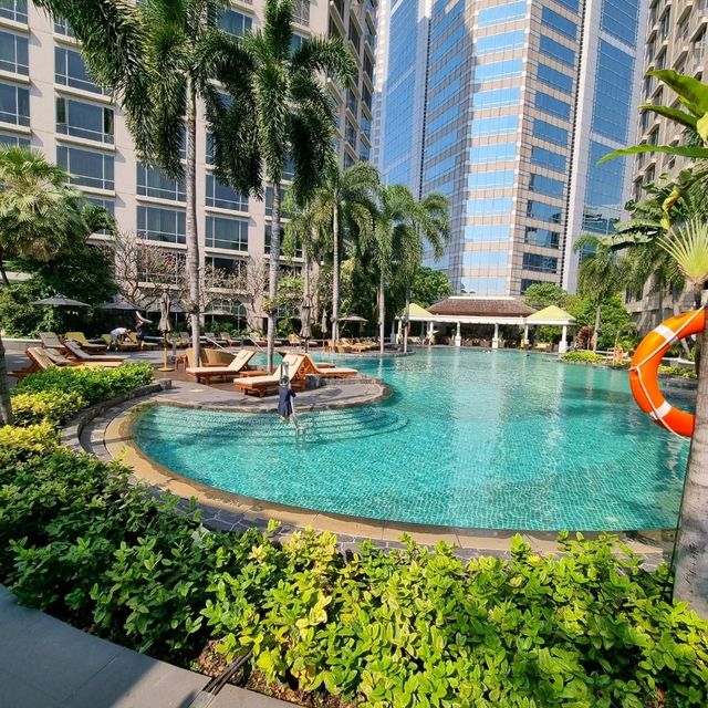 Swimming Pool @ Conrad Bangkok