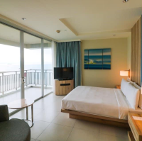 Holiday Inn Pattaya โรงแรมติดหาดพัทยา