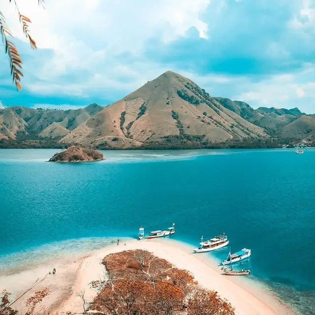 Komodo Sailing Trip 