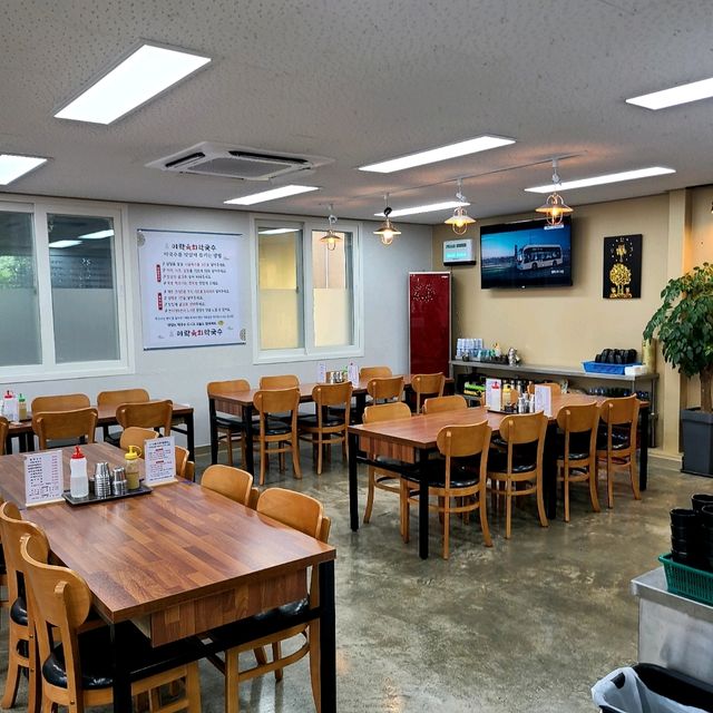 제주 아라동 맛집)미락육회막국수 - 자가제면 제주 메밀막국수 맛집