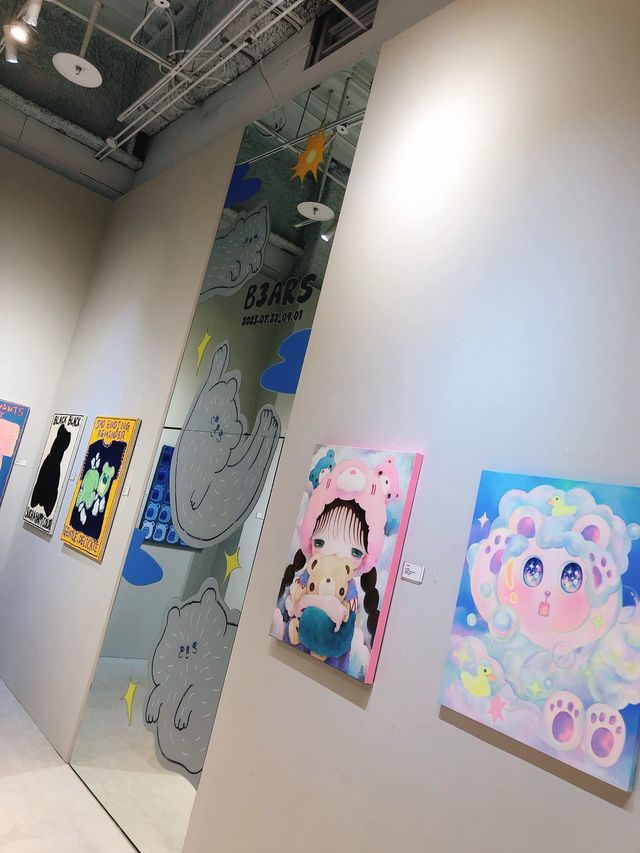 台北｜🐻🐻‍❄️🦙🦥室內藝術空間🎨 Venue 333Gallery微風南山3F 