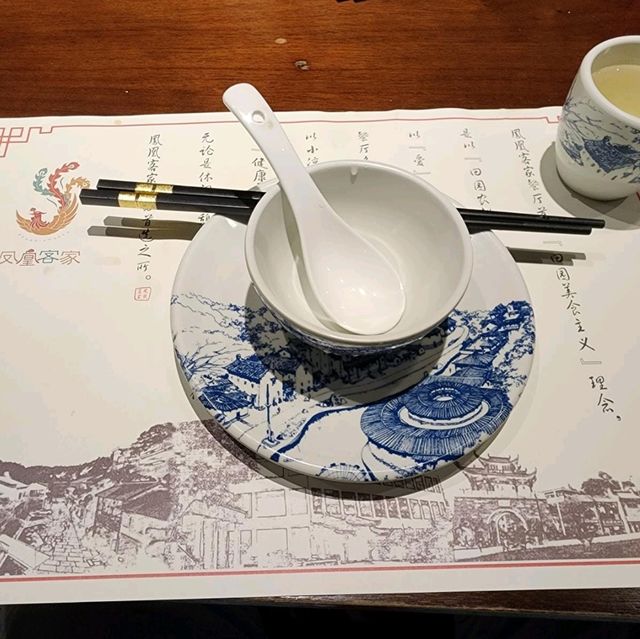 深圳甘坑鳳凰客家餐廳：醉美客家菜餚，讓人回味無窮