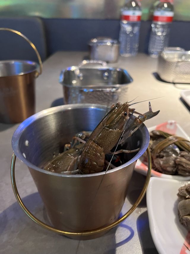 【海鲜盛宴，新鲜美味】