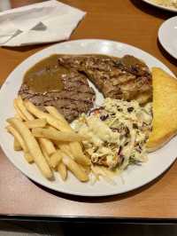 Eat Am Are เมเจอร์รัชโยธิน