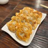 特色冬陰功湯底手工餃子