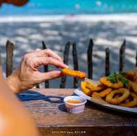 Freedom Beach x Barefoot Bistro ร้านชิลวิวทะเล