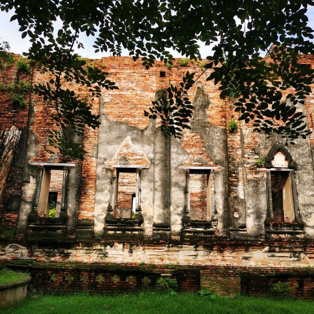 ความเข้มขลังของโบราณสถานวัดบรมพุทธาราม อยุธยา