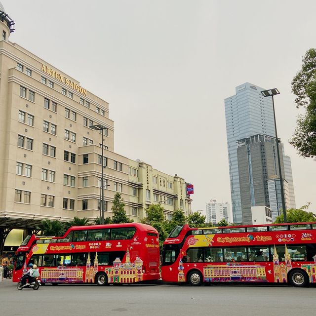 Beautiful Saigon by bus tour 🥳