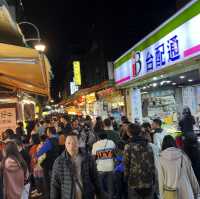 【台湾/台北】台湾旅行で外せない、地元の方も観光客も多く訪れる大人気スポット「士林夜市」