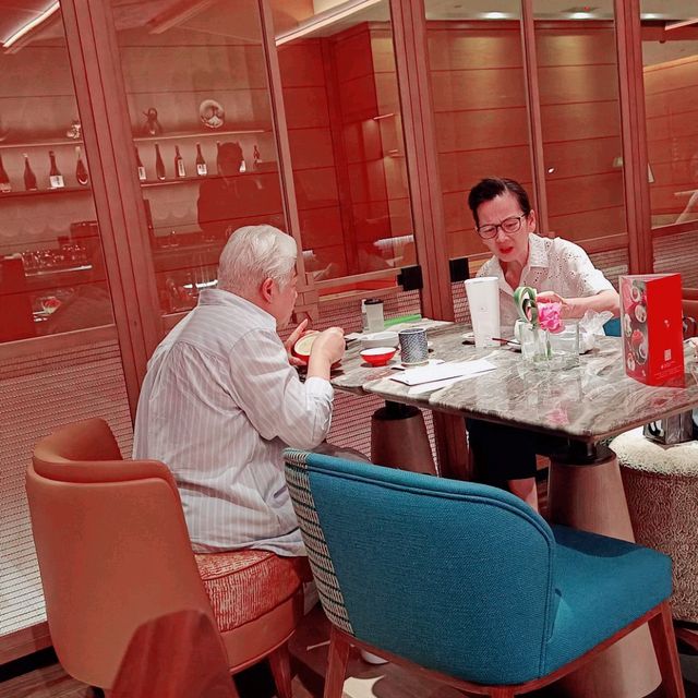 另一種家庭聚餐，四季菊！