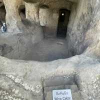 【ジョージア🇬🇪/月面のような岩でできた街の遺跡】