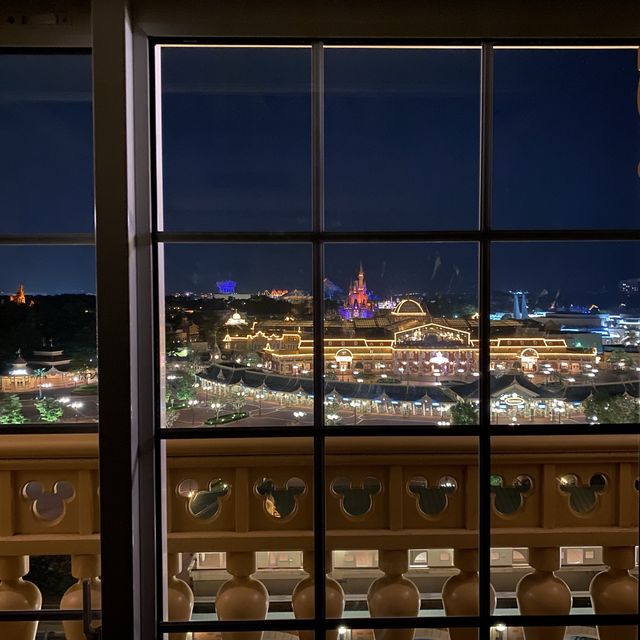 2023年ハロウィン東京ディズニーランドホテル夜の散歩【夜景編】