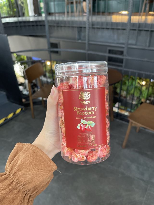 CAFÉ AMAZON CONCEPT STORE 🦜