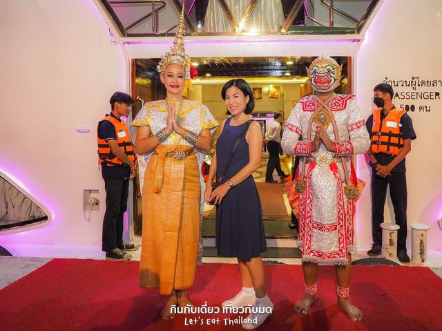 ล่องเรือบุฟเฟ่ต์ลำใหญ่ ได้ดู Vijit Chaopraya 