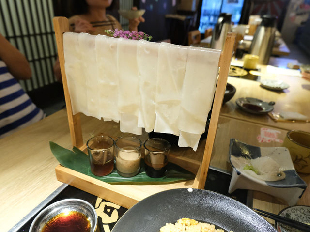 同一大班朋友食飯嘅聚腳點