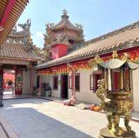วาร์ปไปเมืองจีนไม่ไกลกรุงเทพ “วัดธรรมกตัญญู บางปู”