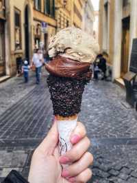 Pizza, Gelato and Leaning Tower of Pisa!