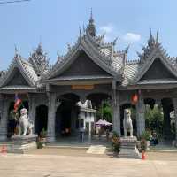 สวนพระ Buddha Park หรือ สวนวัฒนธรรม เซียงควร