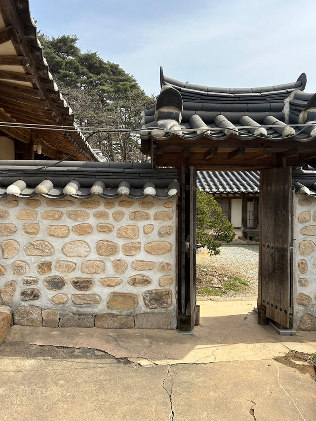 서산 대표적인 봄 여행가능한 유기방가옥
