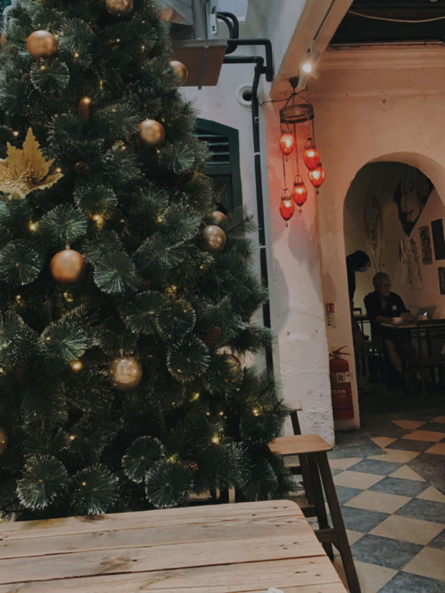 Hipster Old School Café in Penang 🇲🇾