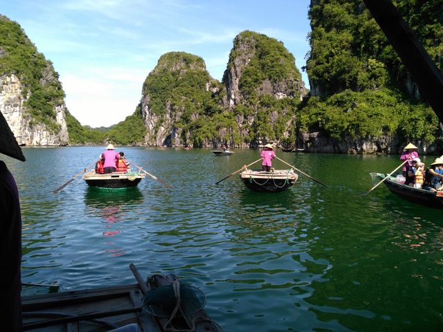Serene and Stunning Halong Bay, Hanoi 🇻🇳