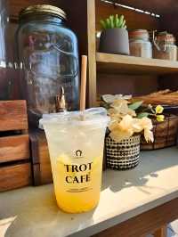 🏕 จิบกาแฟกลางธรรมชาติ Trot Cafe Khaoyai