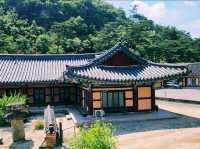 The Unjusa 운주사