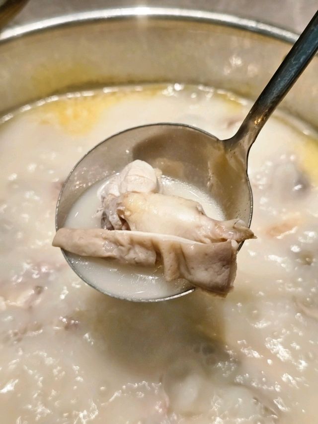 📍深圳必吃！ 经典暖胃胡椒豬肚雞鍋🍲