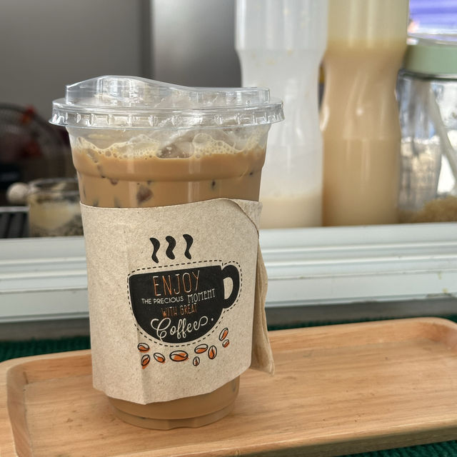 บ้านไร่ ปลายฝน กาแฟสด บ่อวิน 