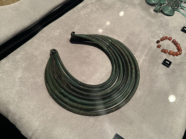 芝加哥歷史博物館：金器文物和青銅器展，增強歷史興趣
