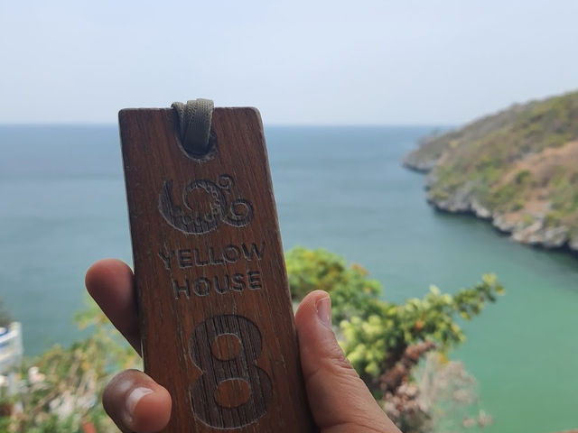  📍🏖️Yellow House เยลโลว์ เฮ้าส์ เกาะสีชัง