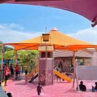 Desaru 水上樂園：刺激遊樂設施，優惠價格，適合炎熱天氣