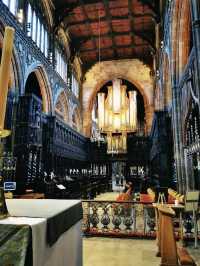 A community cathedral