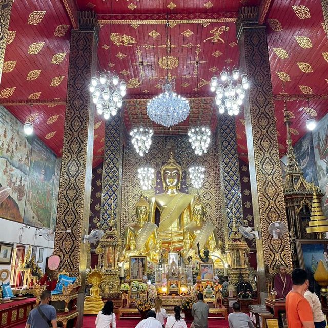ลำพูนเมืองเล็กๆที่น่ารัก วัดสวย ของกินอร่อย 