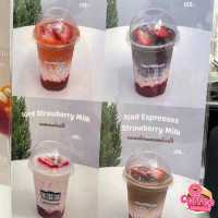 คาเฟ่สวนดอกไม้ สุดคิวท์ Lamoonnee ละมุนนี