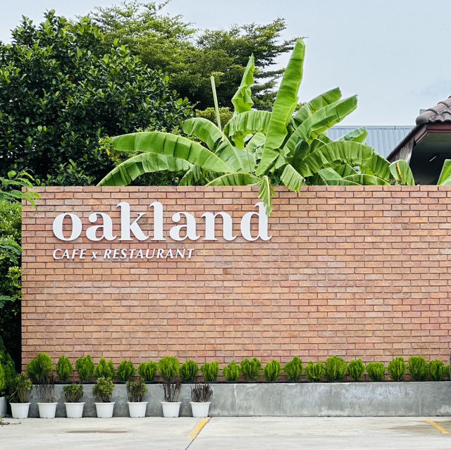 Oakland cafe x restaurant 