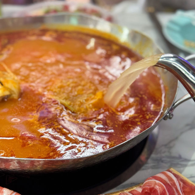 香港都有非遺凱里酸湯火鍋，人均＄199就食到