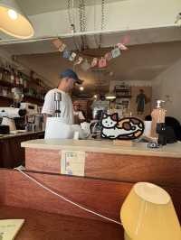 【ソウル・解放村】いつも満席のラウンドフレンチトーストが有名なお店