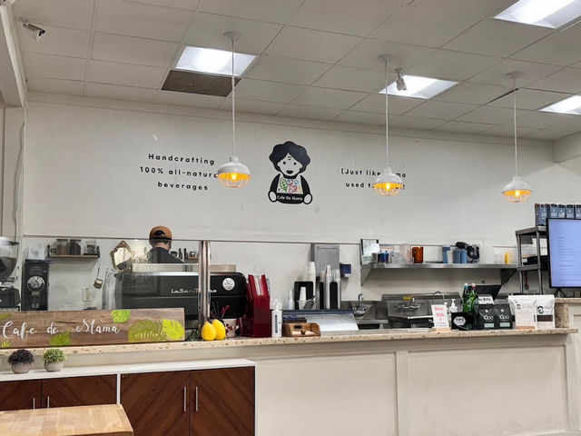 洛杉磯K-Town附近的人氣飲品店 — Cafe De Mama