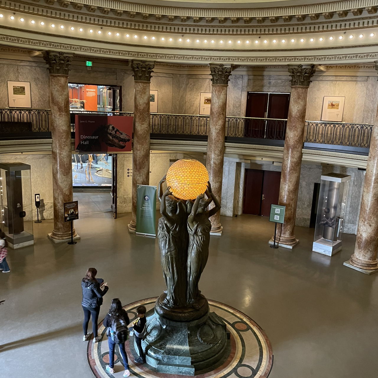 Los Angeles Natural History Museum: Discover Hidden Treasures